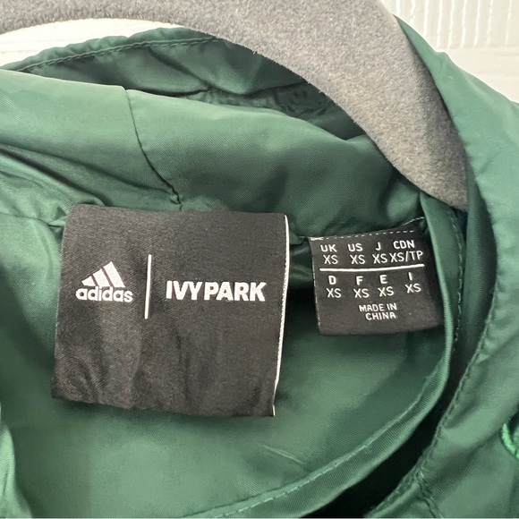IVY PARK X Adidas Limited Edition! Green Trench Rain Coat. Unisex style! - Picture 11 of 16